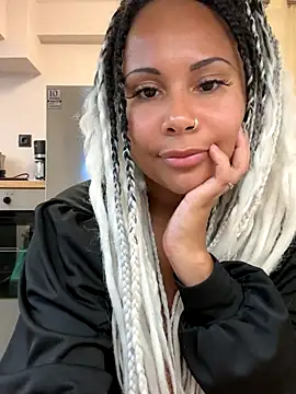 HaileyDiana live sex cam