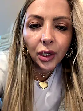 _Abril-Office1 live sex cam