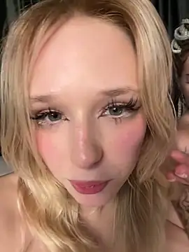 RollingGirls live sex cam