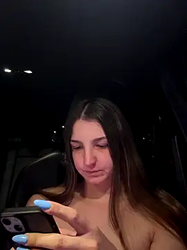 DoriDeluxe66 live sex cam
