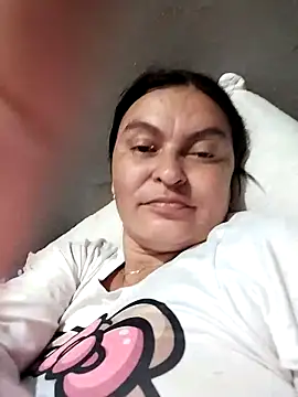 Horny-Mommy-Dirty live sex cam