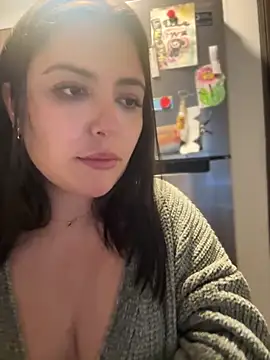 sukhakunis1 live sex cam