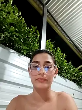 Ary-18 live sex cam