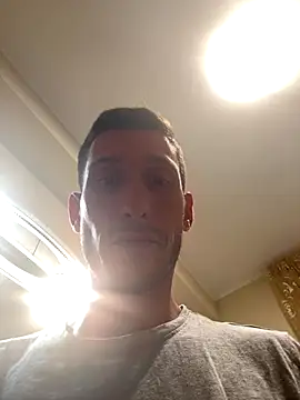 Gionnytav live sex cam