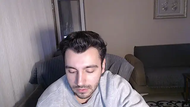 handsomeee04 live sex cam