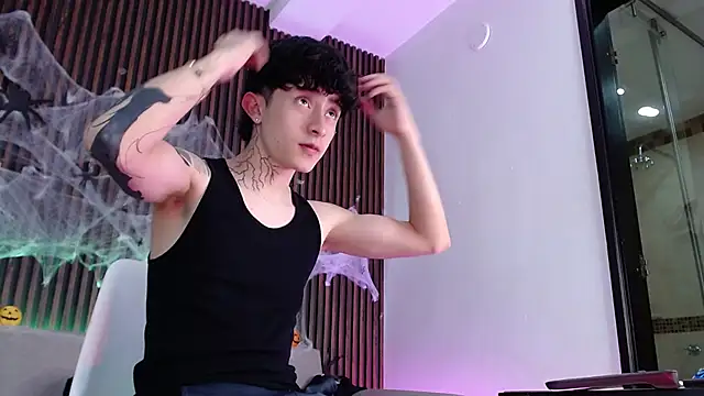 troy_rouge live sex cam
