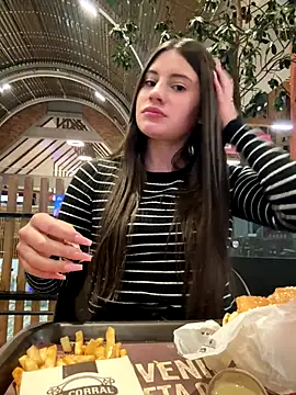 Isabella21_ live sex cam