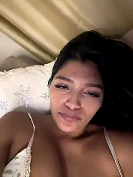 AgathaGeorgiou live sex cam
