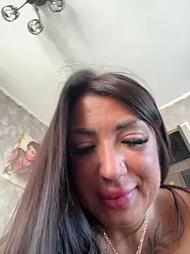 RuslanaXX live sex cam