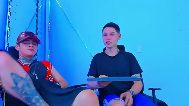 HOT_boy2025 live sex cam