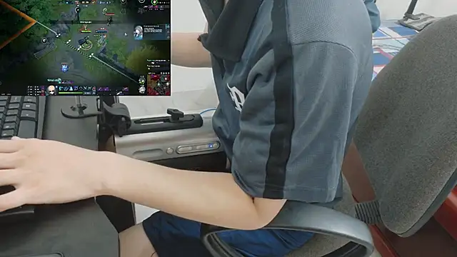 _-kur-_ live sex cam