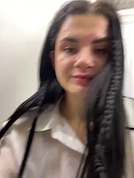MiraReach live sex cam