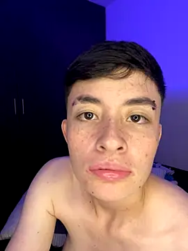 nico_18x live sex cam