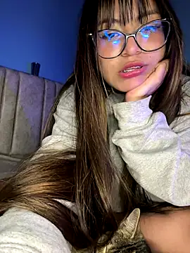 Lily_candy_X live sex cam