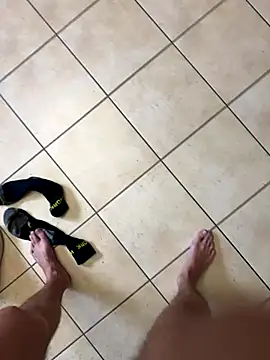 Manu97k live sex cam