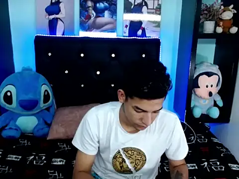 x_Aaron_x live sex cam