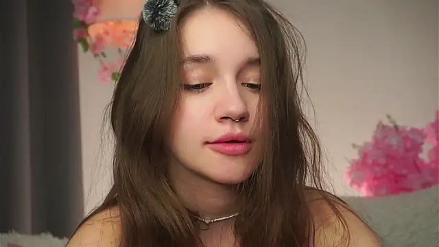 AmiLewis live sex cam