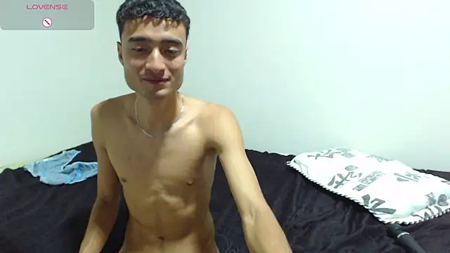 camiYwY live sex cam