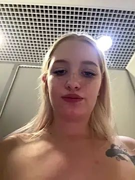 Milkyy_wway live sex cam