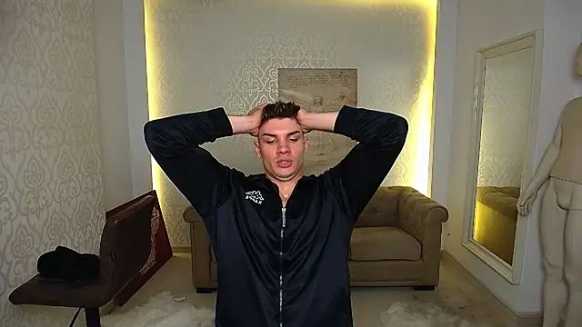 MaxKaiden live sex cam