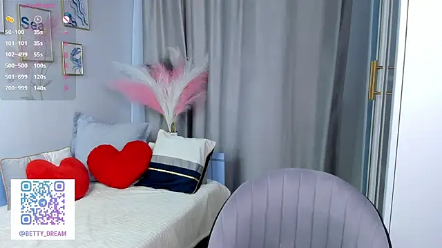 OdetteHarwick live sex cam