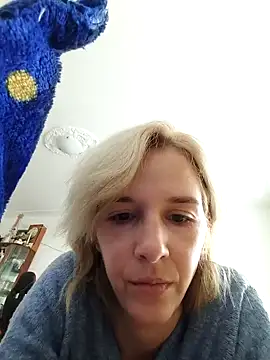 SmokerLety live sex cam