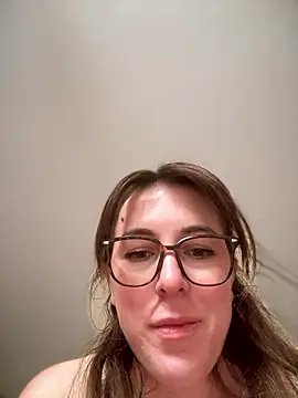 MommmyYummy live sex cam