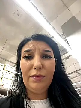 Tisha_Busty live sex cam