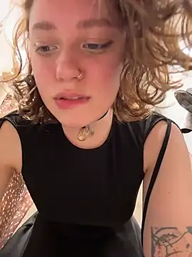 lucy-joy live sex cam