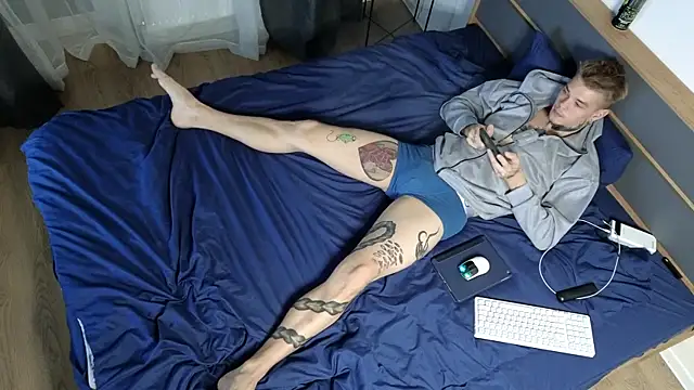 DENIS_HERE live sex cam