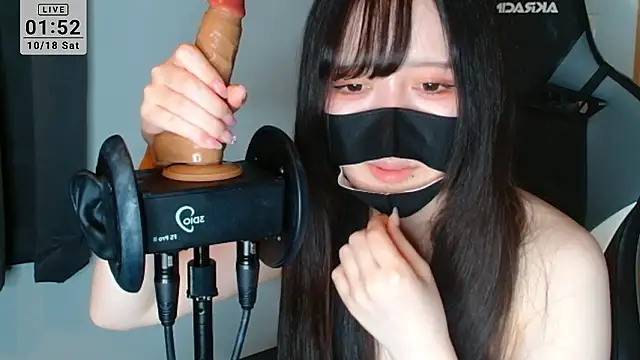 R18onesanASMR live sex cam