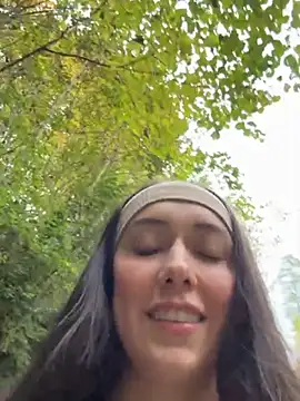 emiliasommer live sex cam