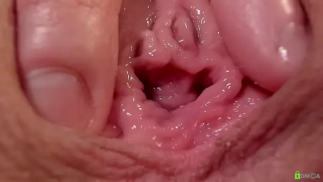Courtney_Luv live sex cam
