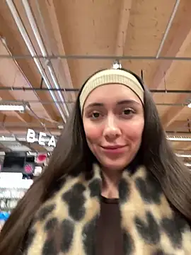 emiliasommer live sex cam