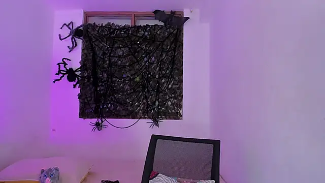 KimberlyJohnsoon live sex cam
