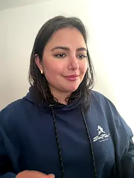 sukhakunis1 live sex cam
