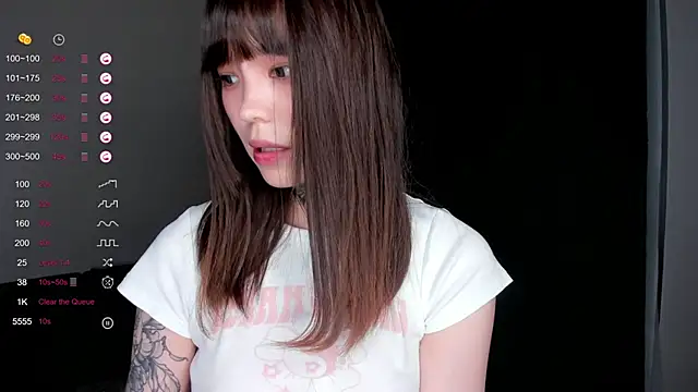 Dark_Ester live sex cam