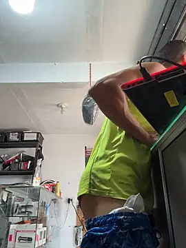 Paul22cm- live sex cam