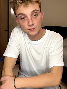 Turkishleo live sex cam