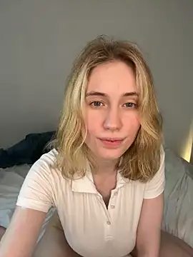 HoneyRay live sex cam