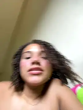 Bombomziin live sex cam