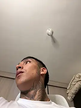 sendfer live sex cam