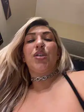 LittleMissEeve live sex cam