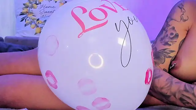 RileyNox live sex cam