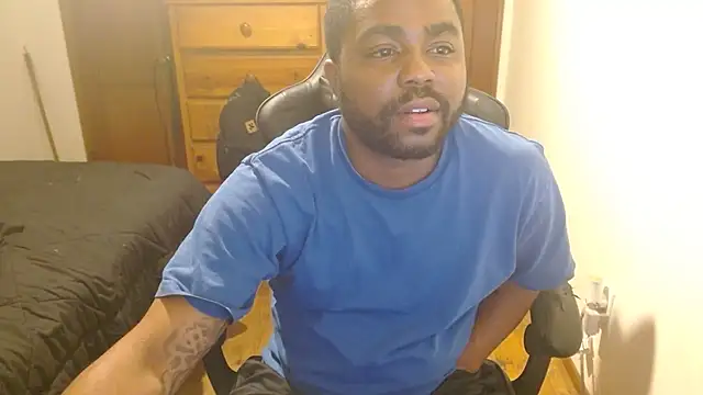 Breadwinnah live sex cam