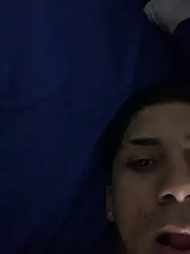 tylerwarron live sex cam