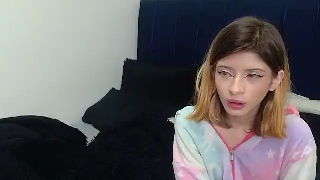 KratosAfroditacs live sex cam