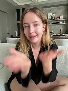 Nura_n_Sarah live sex cam