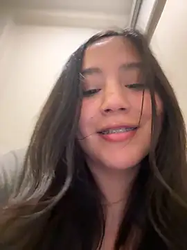 NamiNae live sex cam