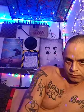 Buffshagswell live sex cam